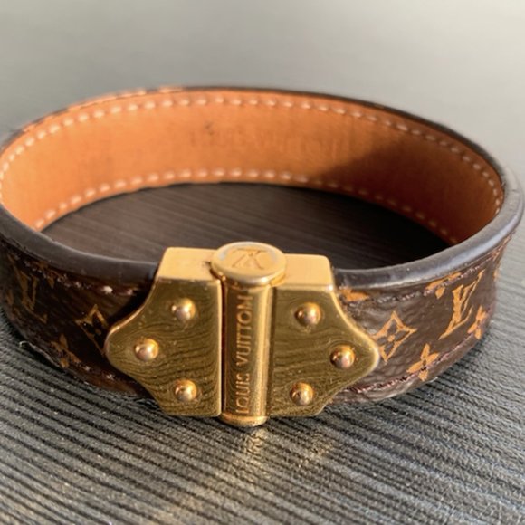 Nano Monogram Bracelet - Picture 2 of 13